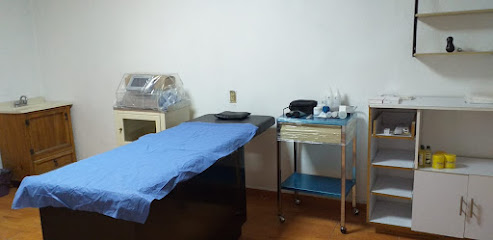 Dirección, horario, teléfono y opiniones de Centro Médico Salas en García