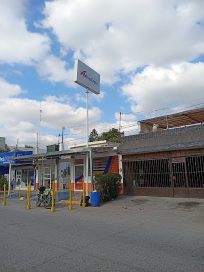 Dirección, horario, teléfono y opiniones de Laboratorios Analizate Sucursal Romanillo en Los Mochis