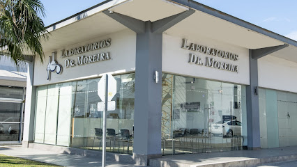 Dirección, horario, teléfono y opiniones de Laboratorios Dr. Moreira-La Fe en San Nicolás de los Garza