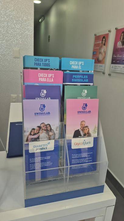 Dirección, horario, teléfono y opiniones de Swisslab Paseo Santa Catarina en Santa Catarina