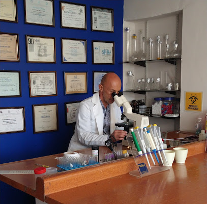 Dirección, horario, teléfono y opiniones de Biomed Laboratorio Clínico en Uruapan