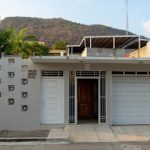 Dirección, horario, teléfono y opiniones de Consultorio Dr. Alejandro Reséndiz Rosales en Zihuatanejo