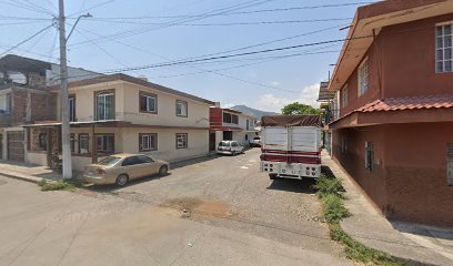 Dirección, horario, teléfono y opiniones de Lopez Alvarez, Sergio en Uruapan