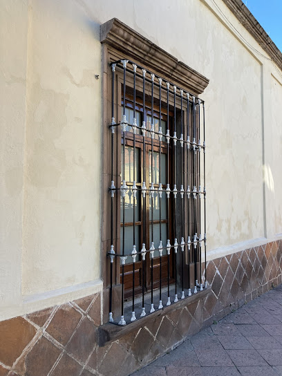 Dirección, horario, teléfono y opiniones de Centro de Salud Urbano en San Juan del Río