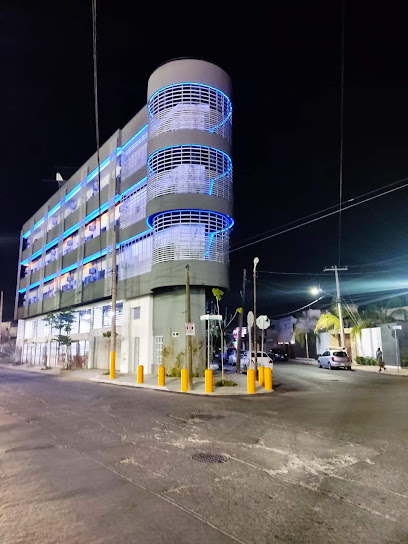 Dirección, horario, teléfono y opiniones de Torre Medica 905 en Las Quintas en Culiacán